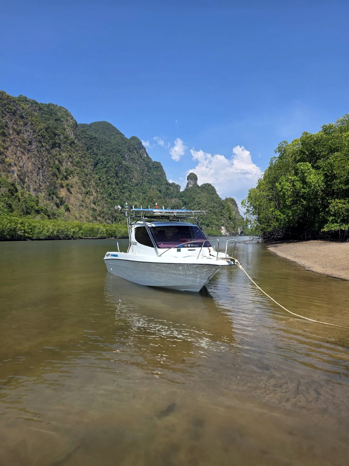 The GF21 among Krabi’s limestone cliffs